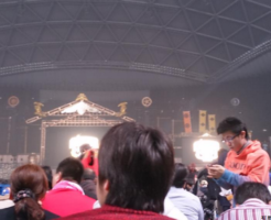 ナゴヤドームアリーナ席ステージ正面見え方